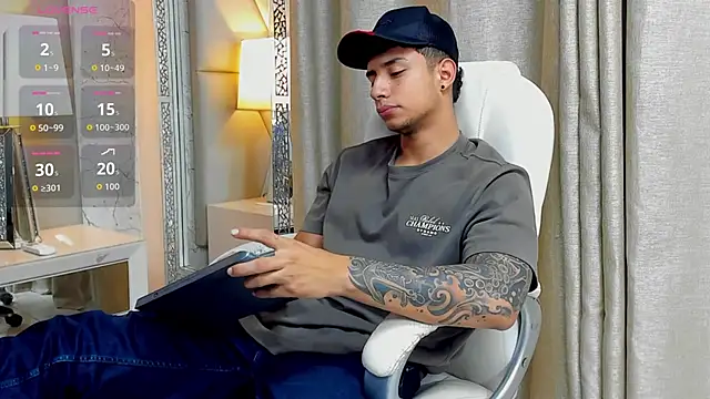 jaze bradley online show from 10-11-25, 11:42