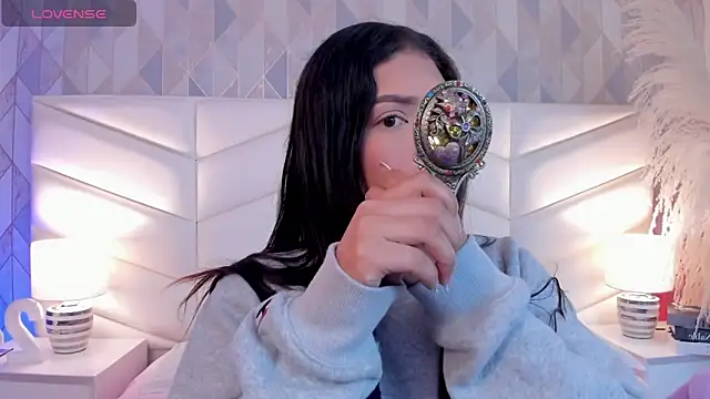 victoria   jonnes online show from 11-11-25, 12:27