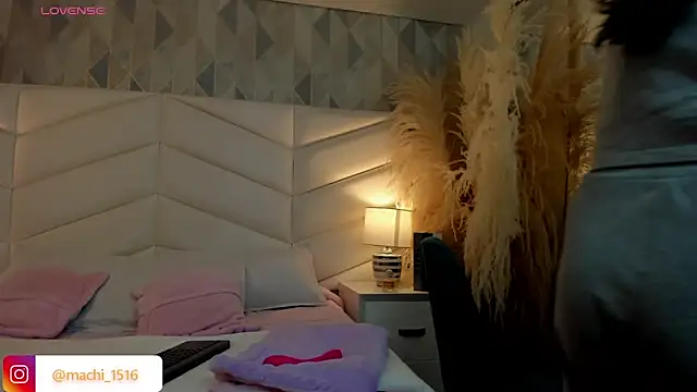 victoria   jonnes online show from 11-20-25, 12:16