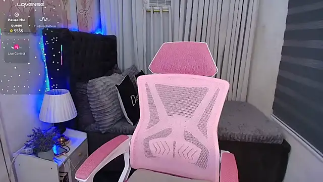 naughtyjayde online show from 11-06-25, 06:42