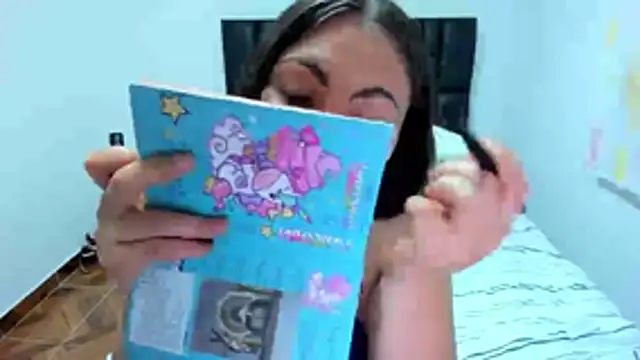 Snapshot of Thompson_Ema chatting on 11-07-25, 08:53 Thompson Ema online show from 11-07-25, 08:53