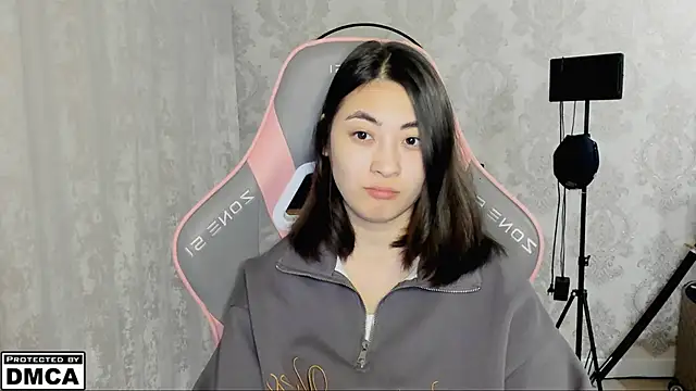 MeilideQian1 online show from 10-06-25, 02:09