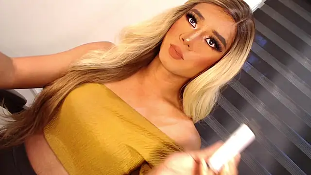 SissifyMeNow online show from 12-05-25, 01:47