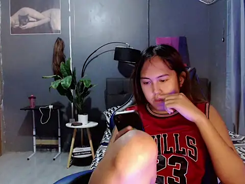 urtranspinay online show from 11-28-25, 08:55