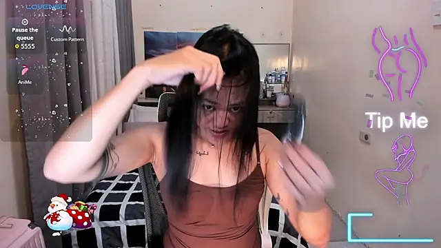 Snapshot of Miss_VictoriaWilliams chatting on 02-11-26, 06:57 Miss VictoriaWilliams online show from 02-11-26, 06:57