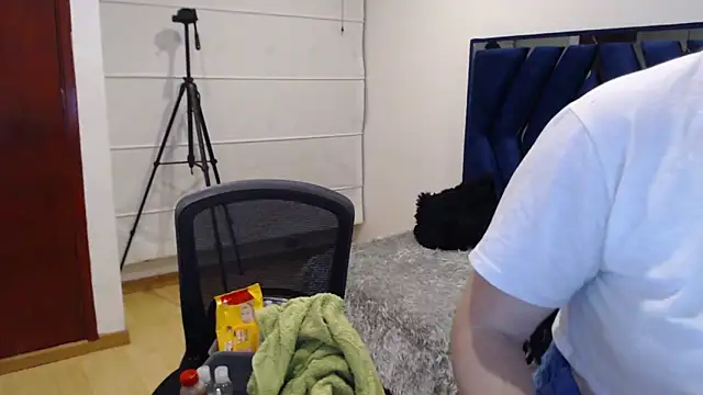 dayanhank online show from 10-24-25, 07:27