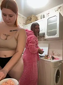 Snapshot of Tomyris_yuki chatting on 10-31-25, 12:55 Tomyris yuki online show from 10-31-25, 12:55