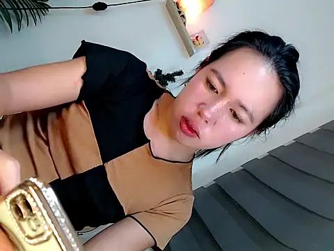 Snapshot of kimbratx chatting on 01-18-26, 10:24 kimbratx online show from 01-18-26, 10:24