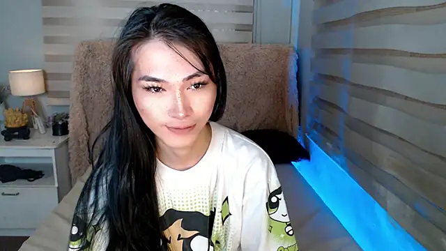 Snapshot of lovelychanel69xx chatting on 10-13-25, 10:54 lovelychanel69xx online show from 10-13-25, 10:54