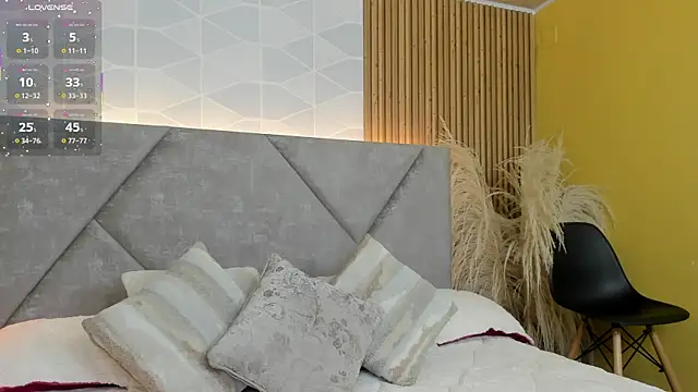 Jade Whisper online show from 09-26-25, 01:31