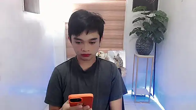 Snapshot of sexysam14 chatting on 10-21-25, 11:05 sexysam14 online show from 10-21-25, 11:05