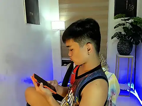 Snapshot of sexysam14 chatting on 11-01-25, 05:04 sexysam14 online show from 11-01-25, 05:04