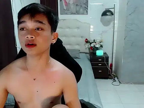 Snapshot of sexysam14 chatting on 11-09-25, 10:46 sexysam14 online show from 11-09-25, 10:46