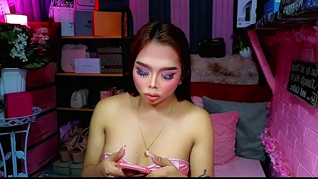 MoniqueCeleste online show from 11-15-25, 02:57