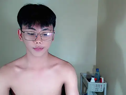 ynotyu online show from 11-05-25, 01:55