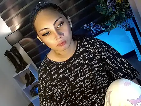 Bella subhunterx online show from 11-06-25, 01:34