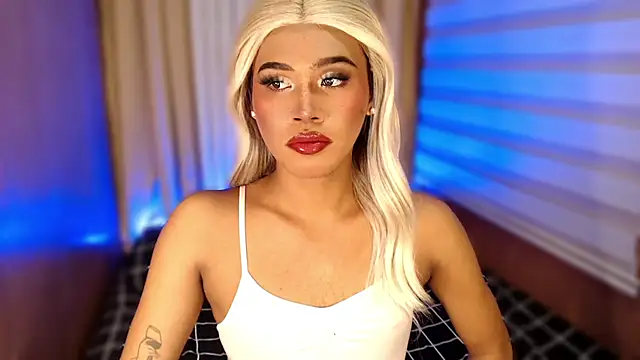 Snapshot of _tipsandchips chatting on 10-18-25, 08:15 tipsandchips online show from 10-18-25, 08:15