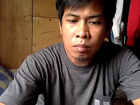 SteveFoxxe online show from 10-11-25, 03:28