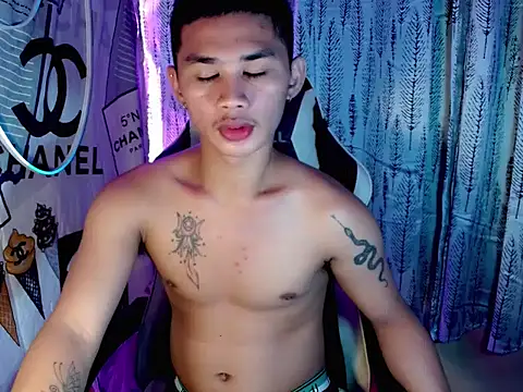 Snapshot of asianhardcock25 chatting on 11-22-25, 10:14 asianhardcock25 online show from 11-22-25, 10:14