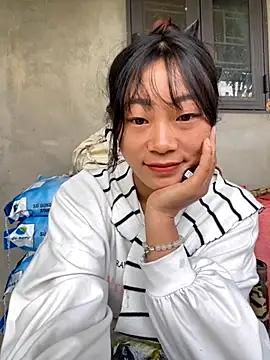 isaaa5 online show from 10-12-25, 04:33