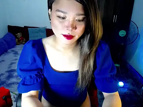 Snapshot of Urassiansweetcummer chatting on 03-02-26, 12:02 Urassiansweetcummer online show from 03-02-26, 12:02