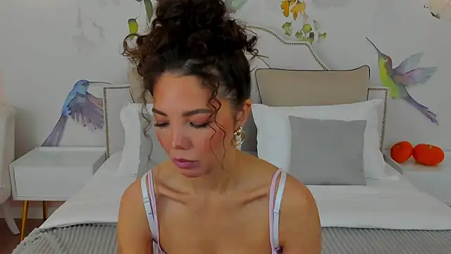 MargaretPeace online show from 10-18-25, 03:09