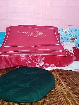 Snapshot of Heny_LT chatting on 10-29-25, 02:36 Heny LT online show from 10-29-25, 02:36