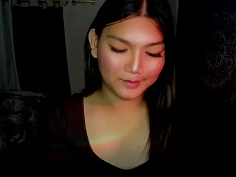 Lou heart online show from 12-18-25, 10:43