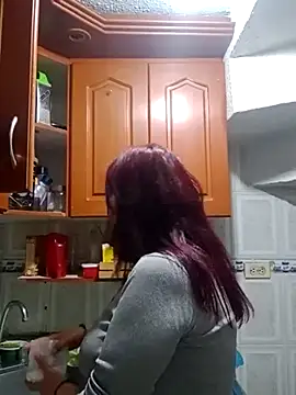 Chantalvedette online show from 10-27-25, 05:22