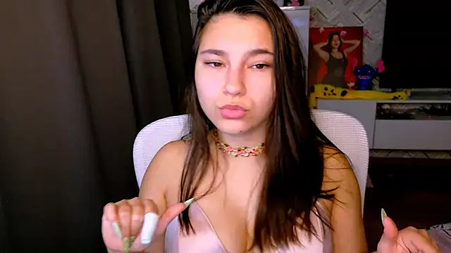 Snapshot of Arianna_Grend chatting on 10-14-25, 10:05 Arianna Grend online show from 10-14-25, 10:05