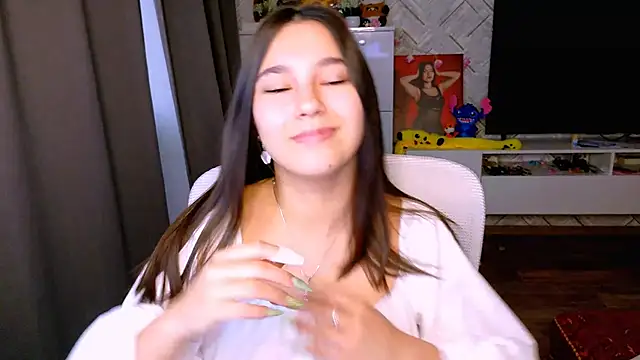 Snapshot of Arianna_Grend chatting on 10-15-25, 08:36 Arianna Grend online show from 10-15-25, 08:36