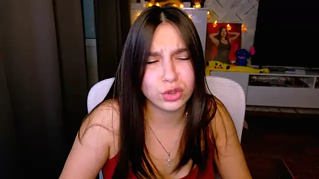 Snapshot of Arianna_Grend chatting on 10-27-25, 02:43 Arianna Grend online show from 10-27-25, 02:43