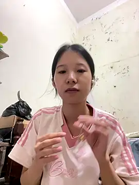 meomeo2k6 online show from 10-17-25, 07:33