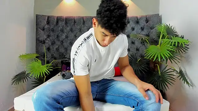 ALAN REDINGER online show from 10-27-25, 01:26