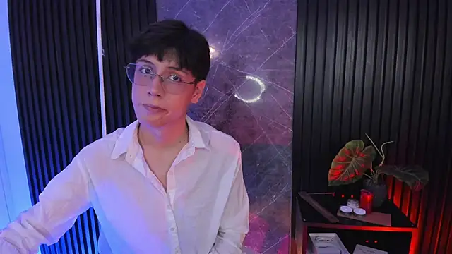 luixdust  online show from 11-27-25, 05:20