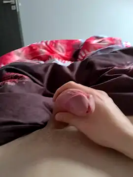 Snapshot of justhubert chatting on 09-13-25, 10:59 justhubert online show from 09-13-25, 10:59