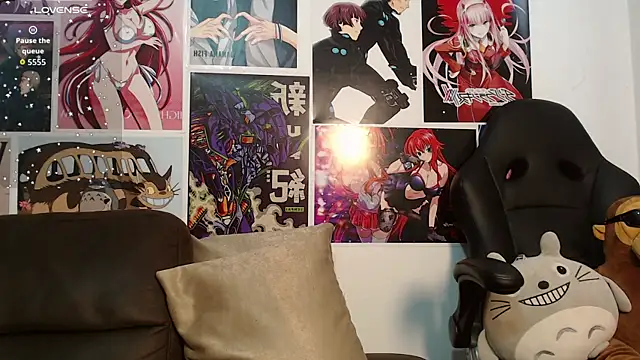 Cleogh  online show from 09-24-25, 08:23