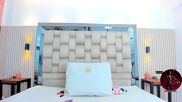 ikia lopez  online show from 10-16-25, 07:37