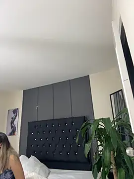 Alexa  Blue online show from 09-10-25, 04:01