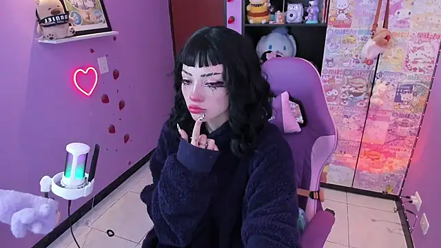 Snapshot of Vero_Osb_ chatting on 10-26-25, 11:53 Vero Osb online show from 10-26-25, 11:53