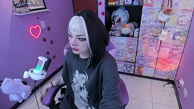 Snapshot of Vero_Osb_ chatting on 11-06-25, 11:26 Vero Osb online show from 11-06-25, 11:26