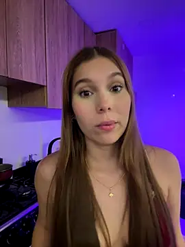 Nikii   online show from 12-14-25, 01:11