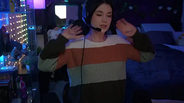 littlelune online show from 02-18-26, 11:01