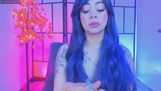 juanita-69 online show from 09-17-25, 04:14