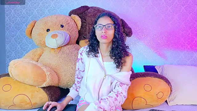 BeccaReedd online show from 10-22-25, 10:59