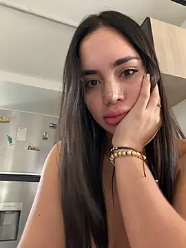 MaddyMay  online show from 12-21-25, 06:15