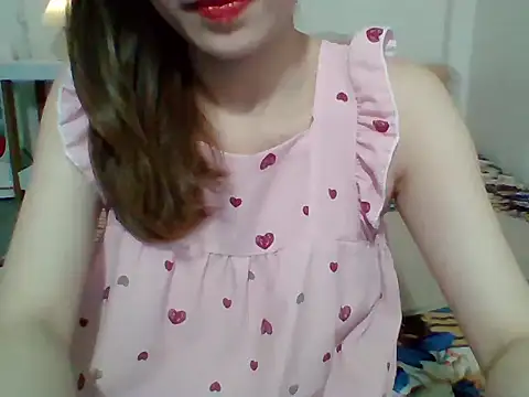   Donna   online show from 09-20-25, 03:57