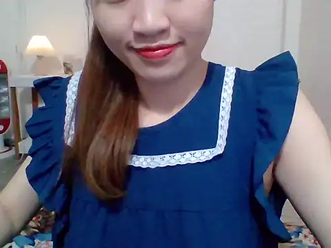   Donna   online show from 10-12-25, 12:37