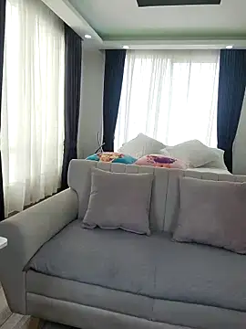 Snapshot of evasweett__ chatting on 03-25-26, 04:02 evasweett online show from 03-25-26, 04:02