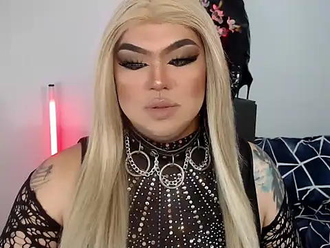 Snapshot of michellevixen922 chatting on 11-04-25, 11:59 michellevixen922 online show from 11-04-25, 11:59